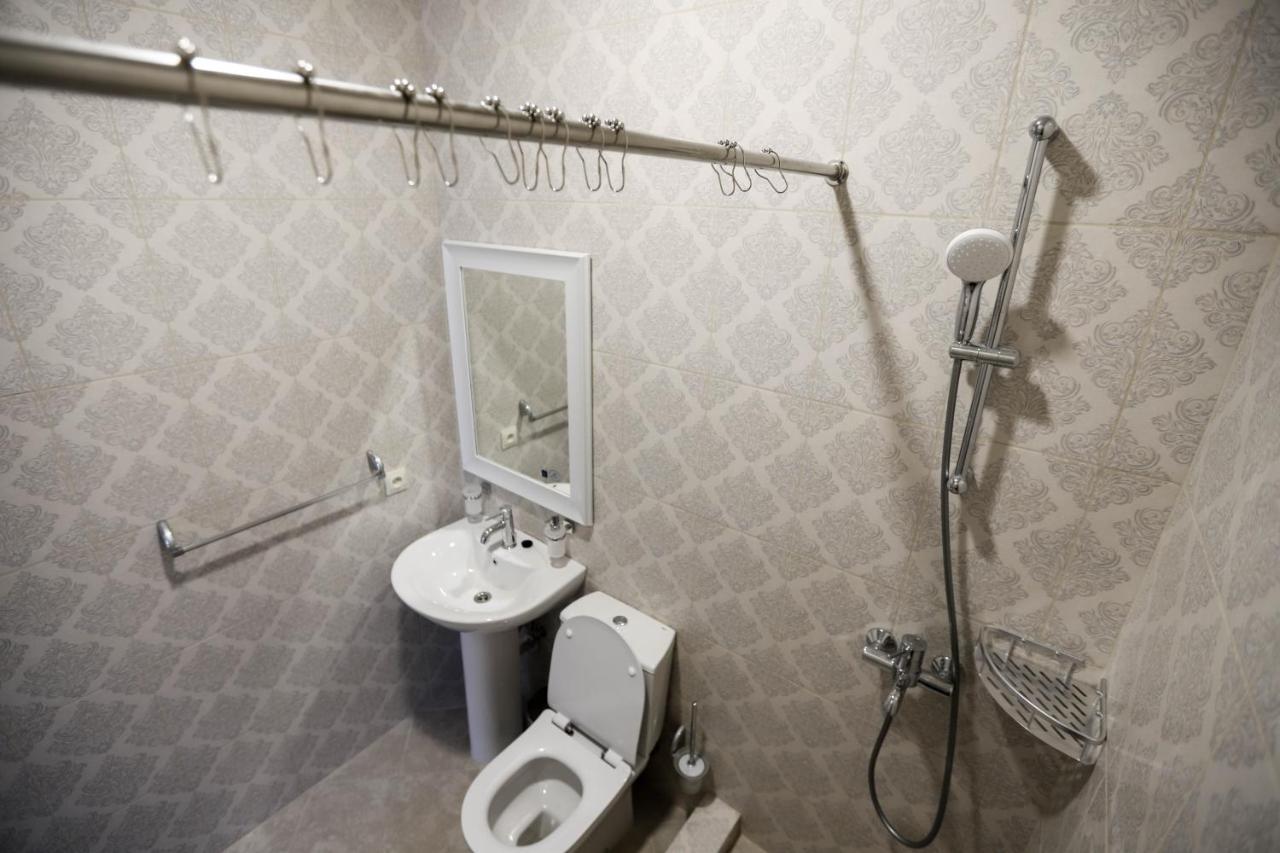 Hometel 4 FRIENDS Gagra Buitenkant foto